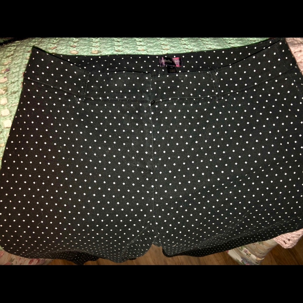 Very nice Black capris with white polka dots